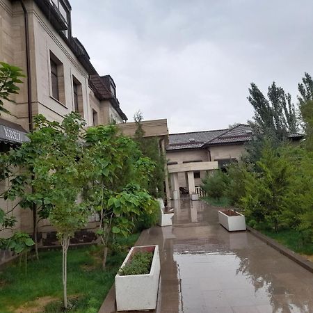 Hotel KREZ Qizilorda Buitenkant foto