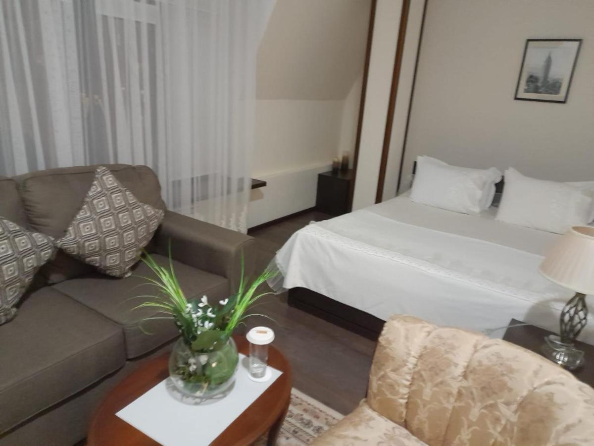 Hotel KREZ Qizilorda Buitenkant foto